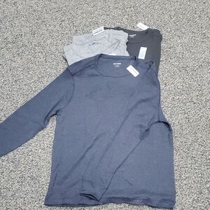 Old Navy Men's Navy and Gray Long Sleeve Tees